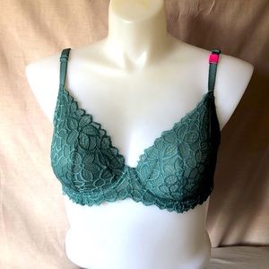 VICTORIA SECRET BRA